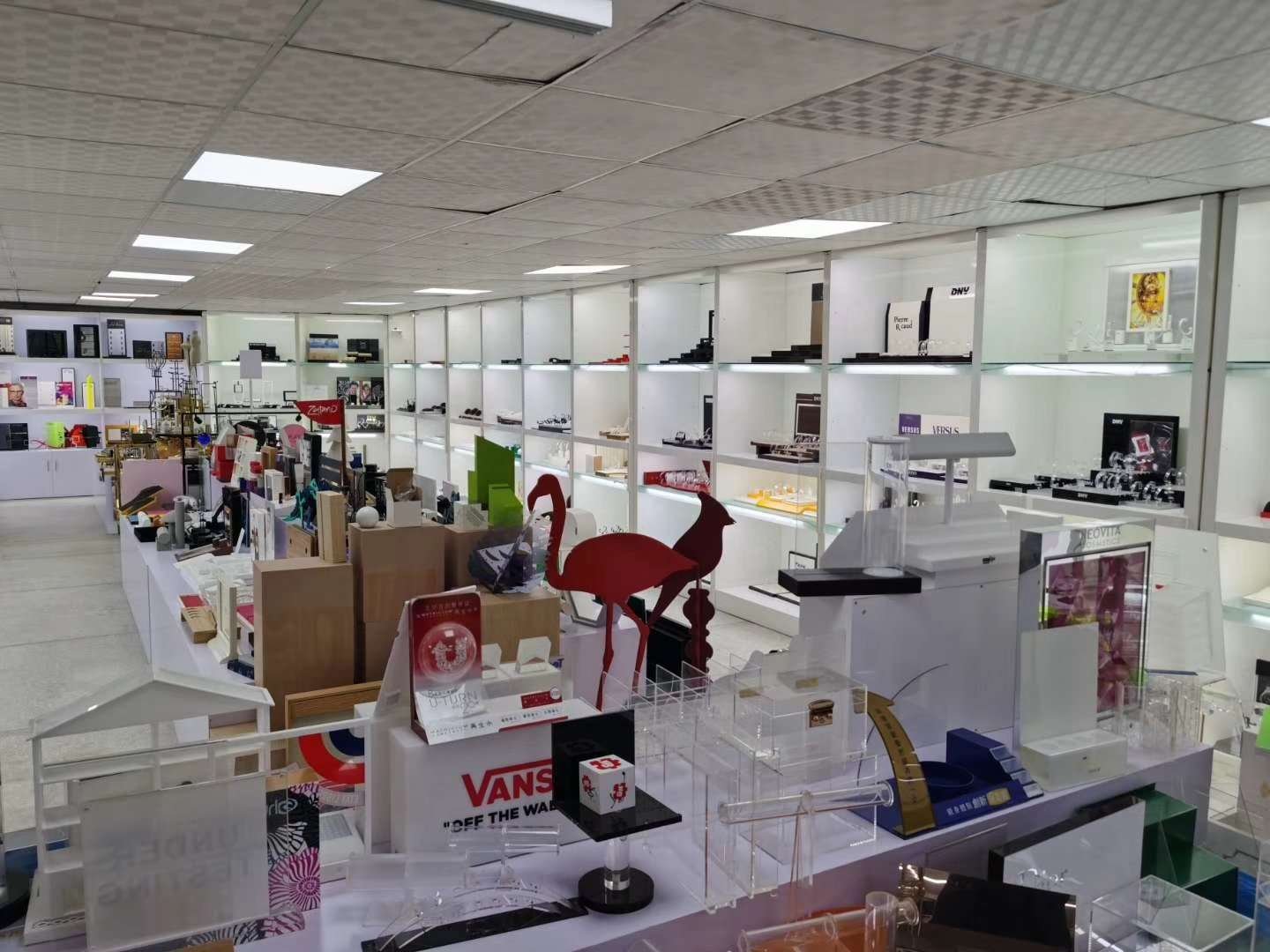 DNY Display showroom luxury packaging area
