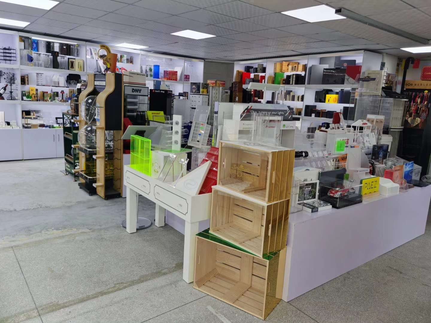 DNY Display showroom custom retail fixtures
