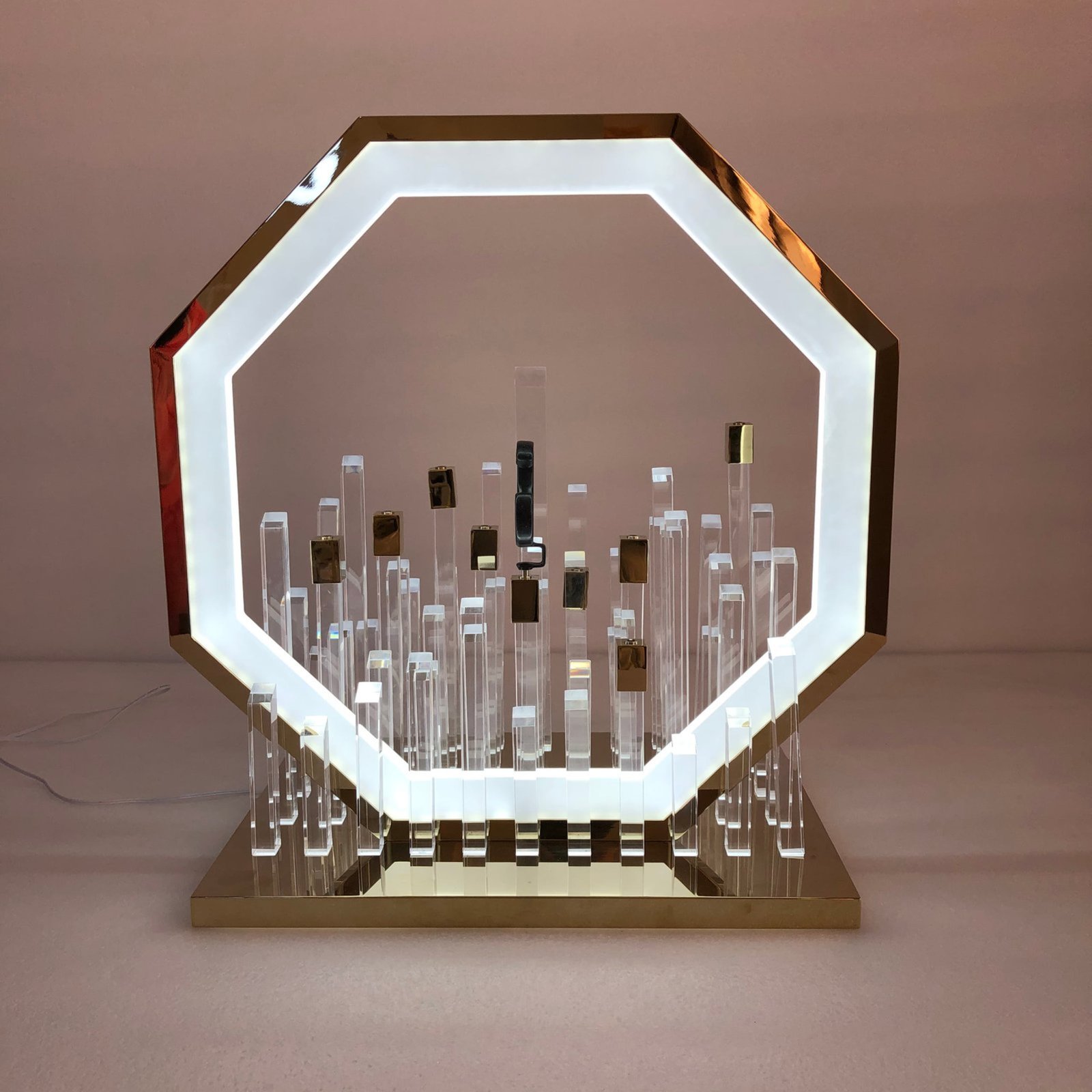 Watch Display - Custom OEM/ODM Watch Display Stand by DNY Display
