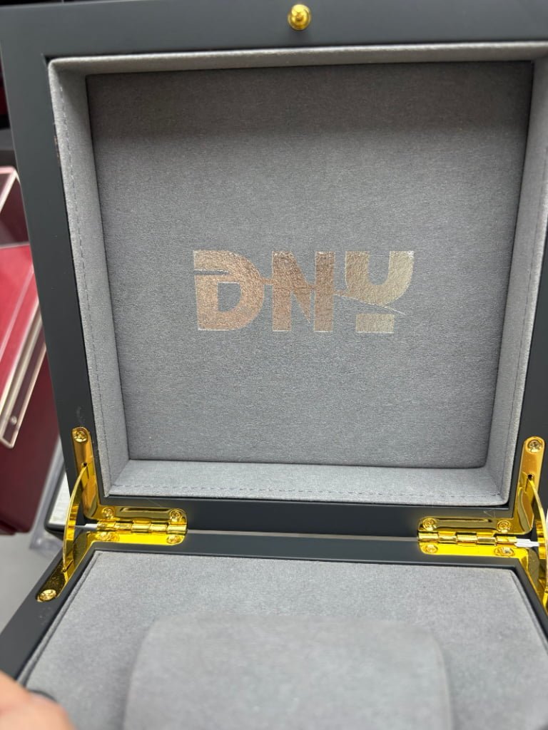 Luxury Custom Watch Box, Brush Metal Flip-top with Logo