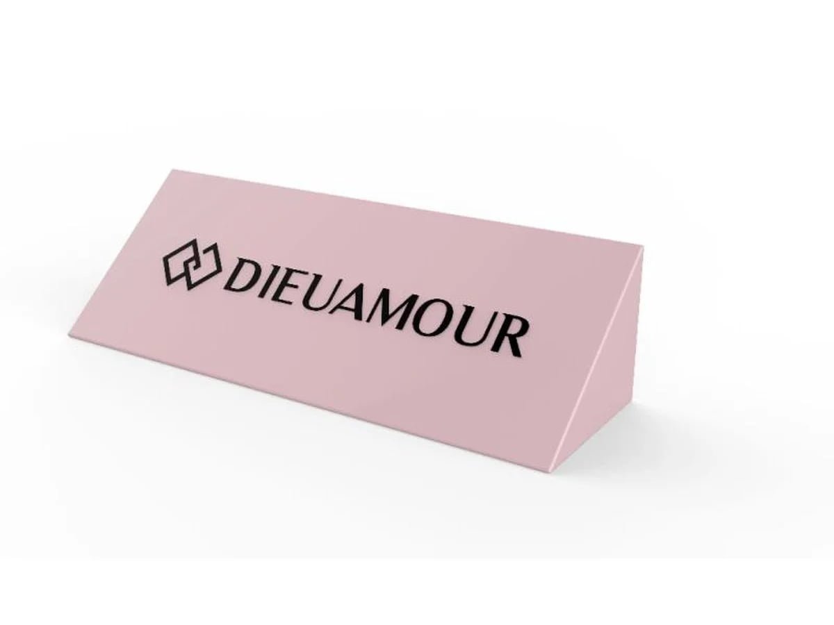 Custom branded logo sign for a jewelry display
