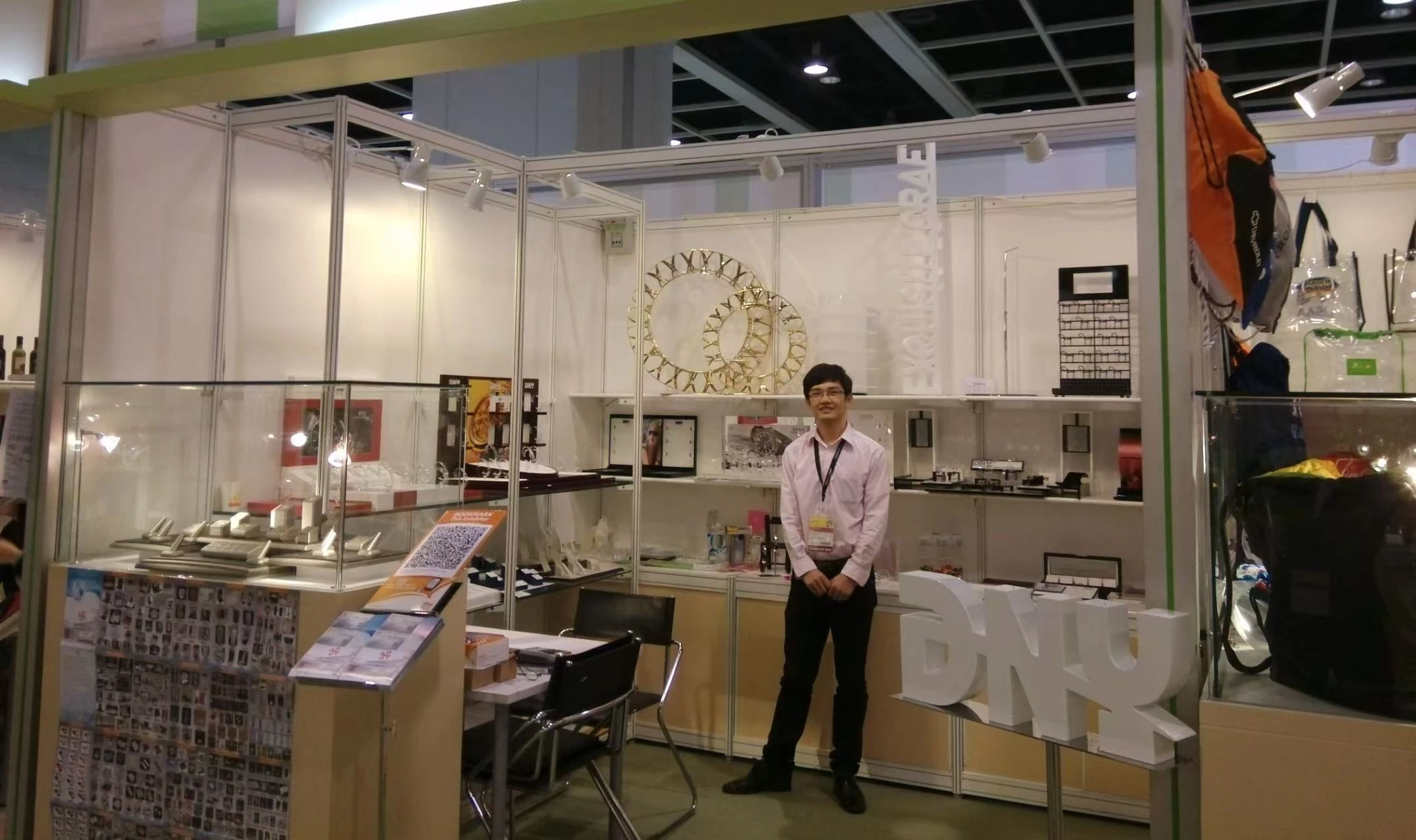DNY Display at Hong Kong Jewellery Show 2017 exhibition booth