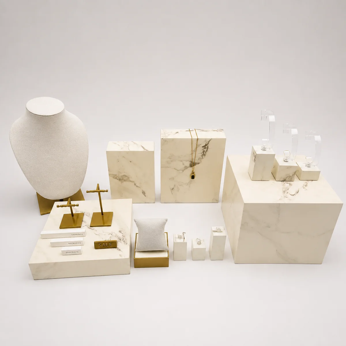 Custom jewelry display stands and retail jewelry display props by DNY DISPLAY